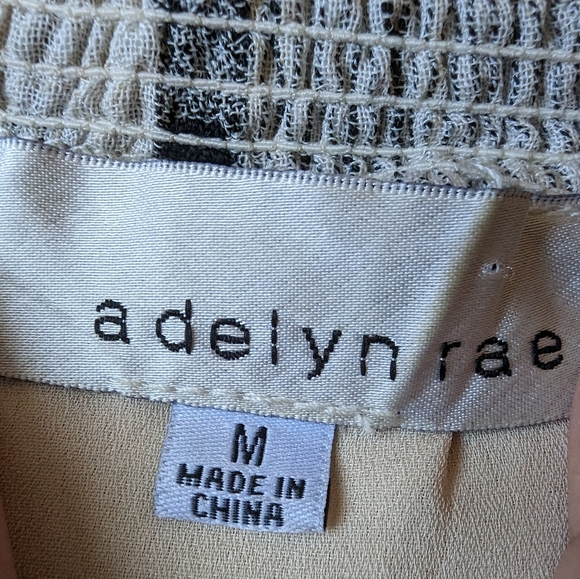 Adelyn Rae Boho Romper - SZ M - Picture 6 of 9